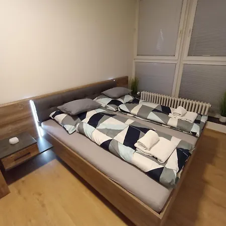 Spirit Brno, With Parking Apartment *