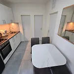Spirit Apartments Brno, With Possible Parking Apartment